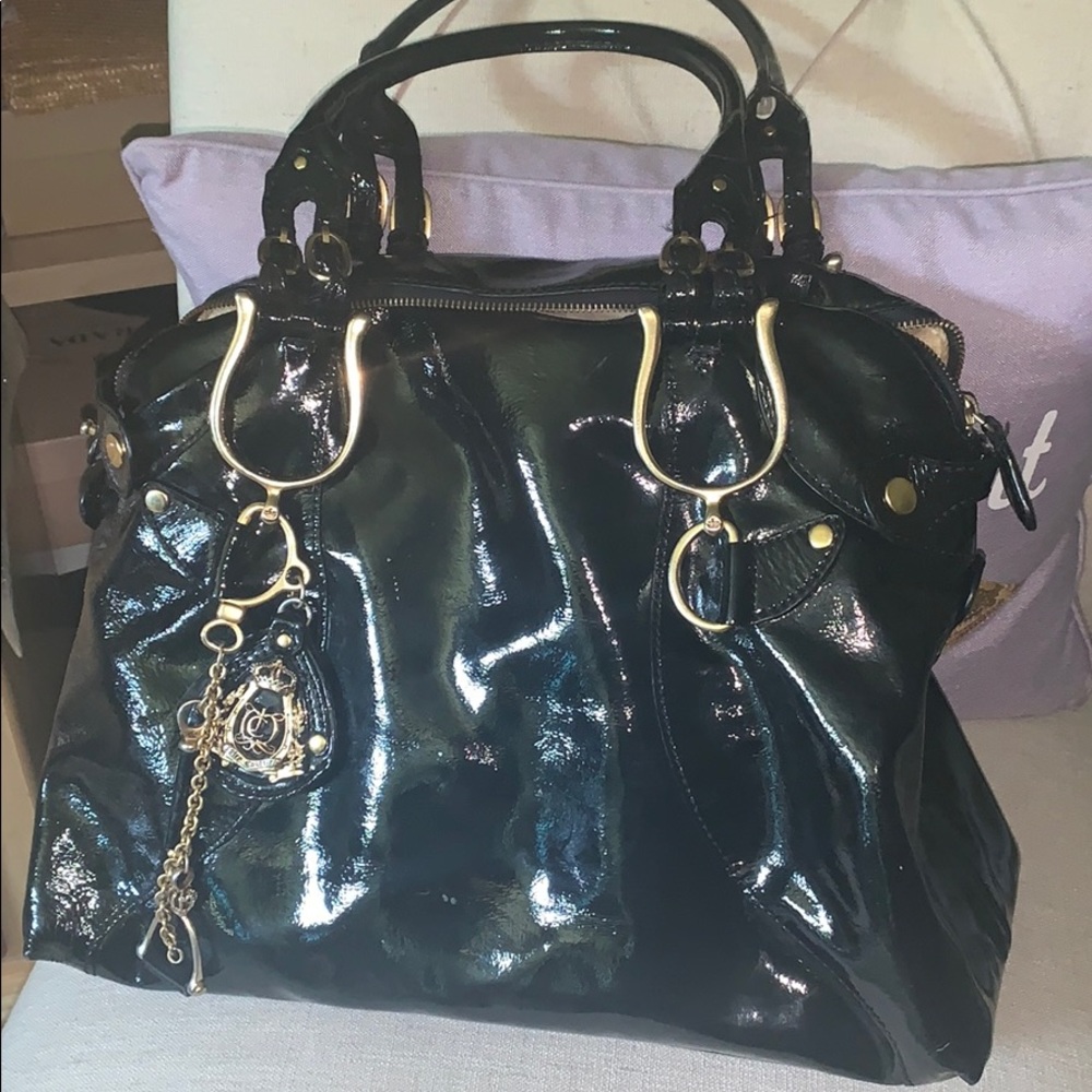 JUICY COUTURE.